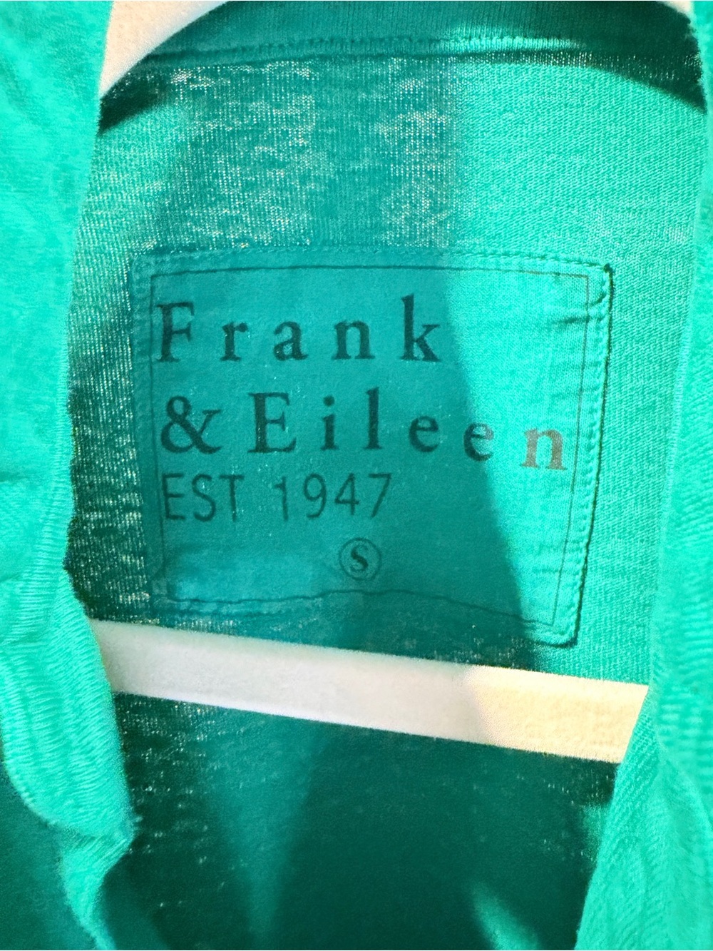 🆕Frank & Eileen Patrick Popover Henley in Birdie Green - Picture 8 of 8